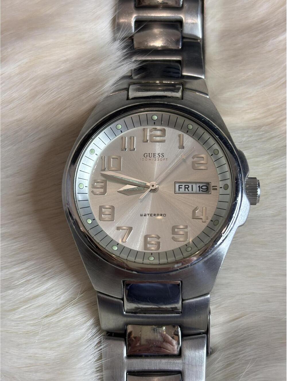 Guess Stainless Steel Men's Wristwatch with Day and Date Display